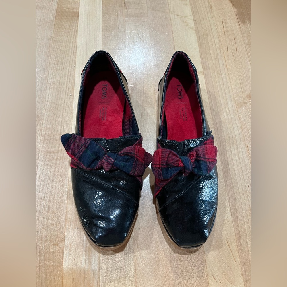 Toms Black and Red Plaid Flats